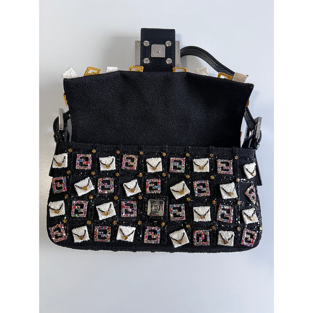 Fendi Valentines’ day limited edition lover letter baguette - Picture 5 of 7